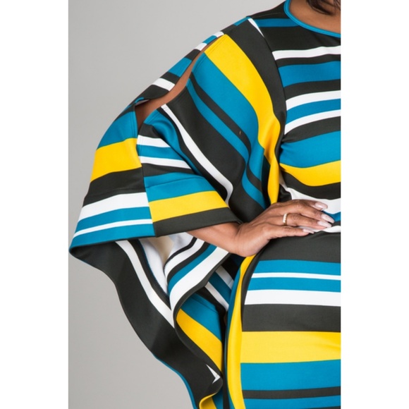 1X-3X PLUS SIZE TEALROUNDNECK SHOULDEE BAND SLEEVE - Picture 4 of 5